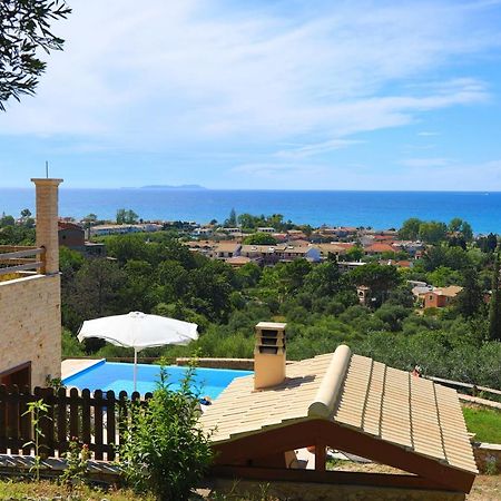 Villa Dersea アカラヴィ エクステリア 写真