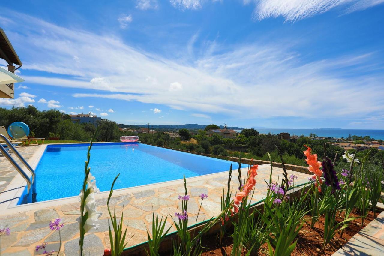 Villa Dersea アカラヴィ エクステリア 写真