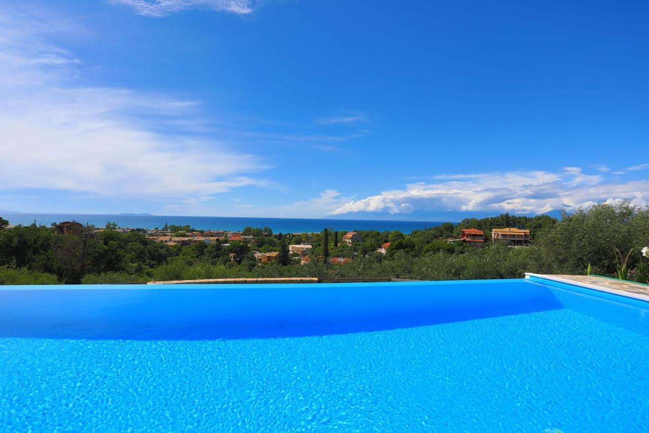 Villa Dersea アカラヴィ エクステリア 写真